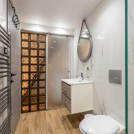 Appartement Verdant Haven - 5 Min From The Sea