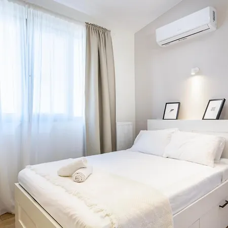 Verdant Haven - 5 Min From The Sea Appartement *
