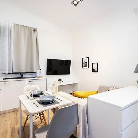 Appartement Verdant Haven - 5 Min From The Sea Zipárion
