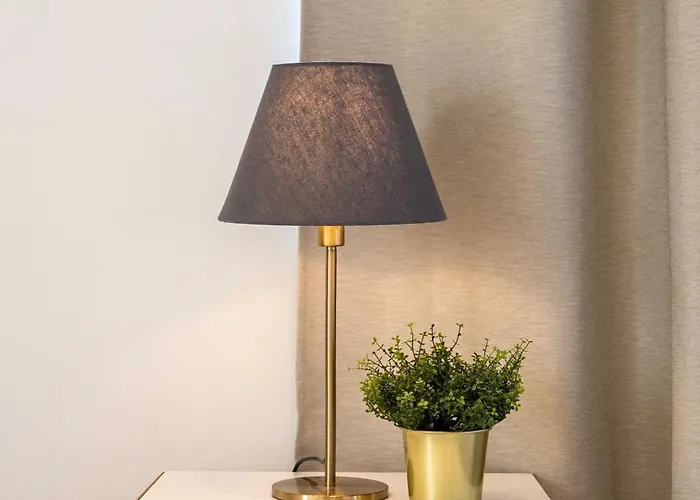 Apartment Verdant Haven - 5 Min From The Sea Ziparion