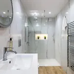 Verdant Haven - 5 Min From The Sea Апартаменты *