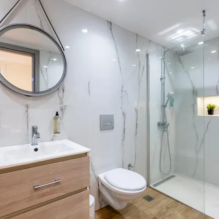 Verdant Haven - 5 Min From The Sea