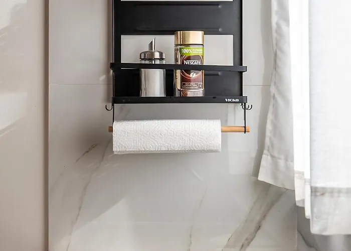 Verdant Haven - 5 Min From The Sea